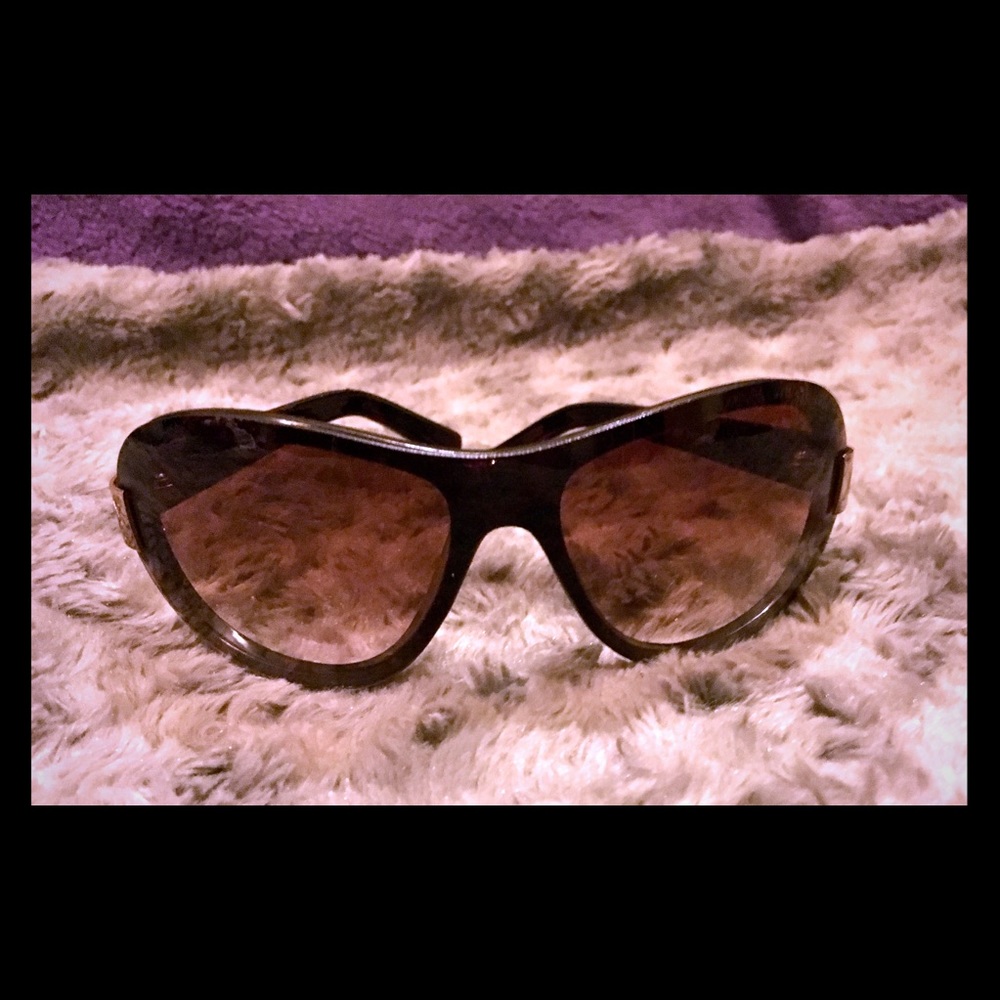 Armani Exchange Sunglasses 🕶